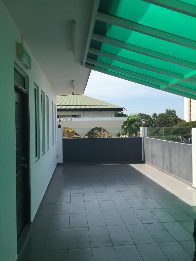 Premierz Hotel Labuan Exterior foto
